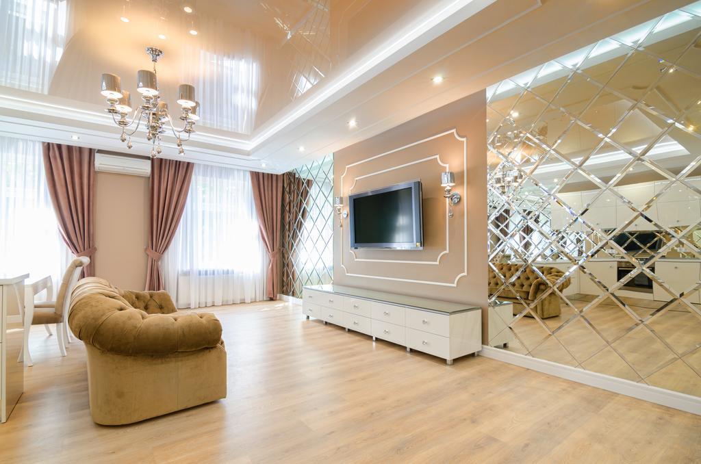 Royal Art-Deco Apartment Lviv Buitenkant foto